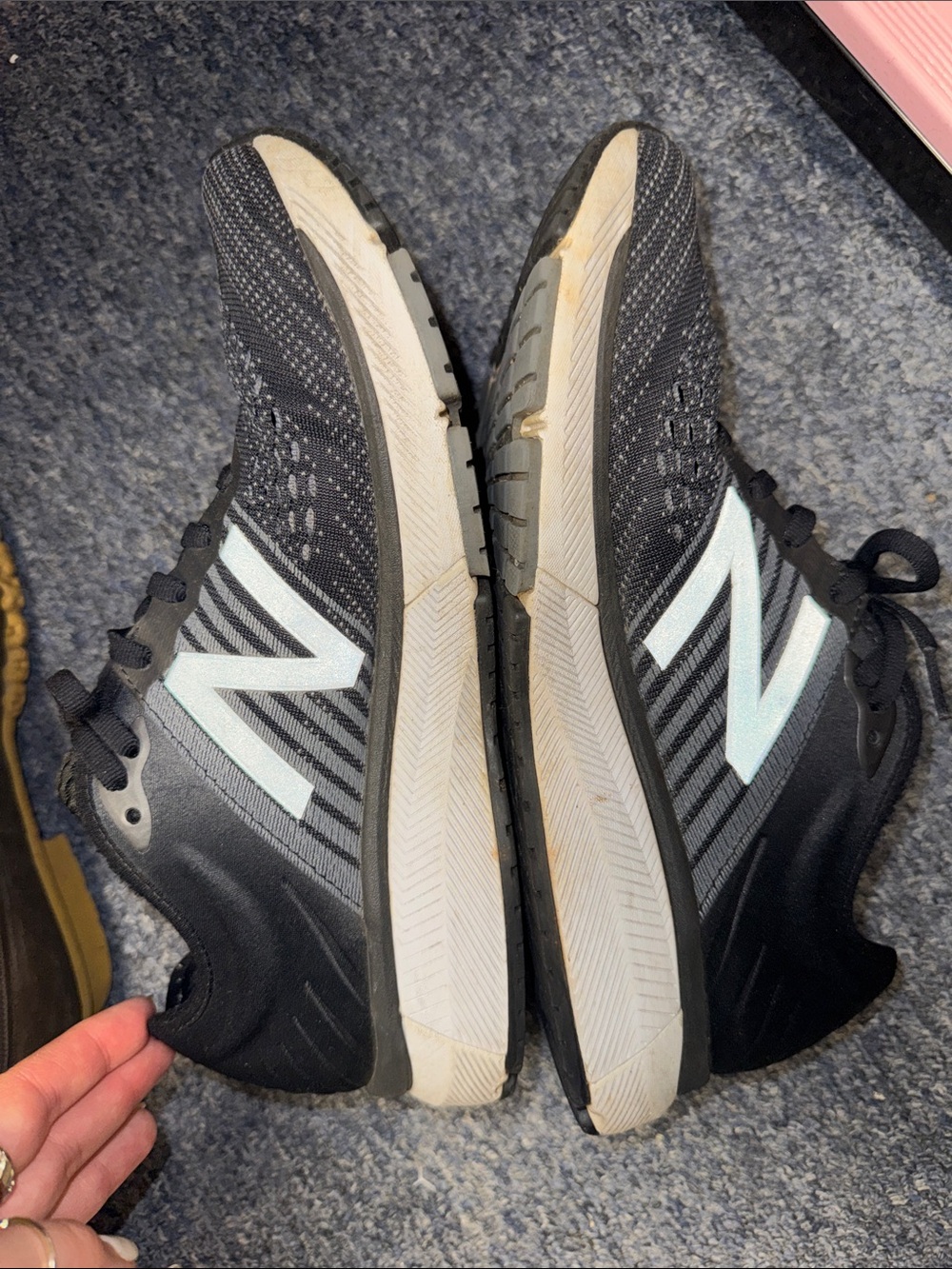 New Balance Women’s 860 Running Sneakers